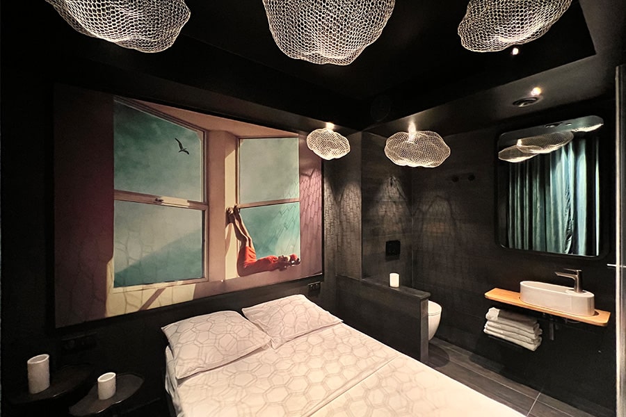 love room 7 eme ciel 3 love hotel a paris pigalle